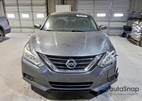 2016 Nissan Altima 2.5 z USA, uszkodzony, nr VIN 1N4AL3AP5GC201108